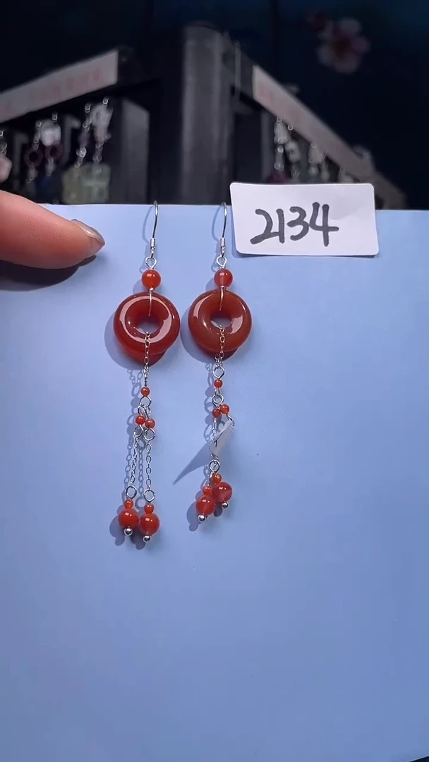 未镶嵌耳环玛瑙/玉髓喜欢拍