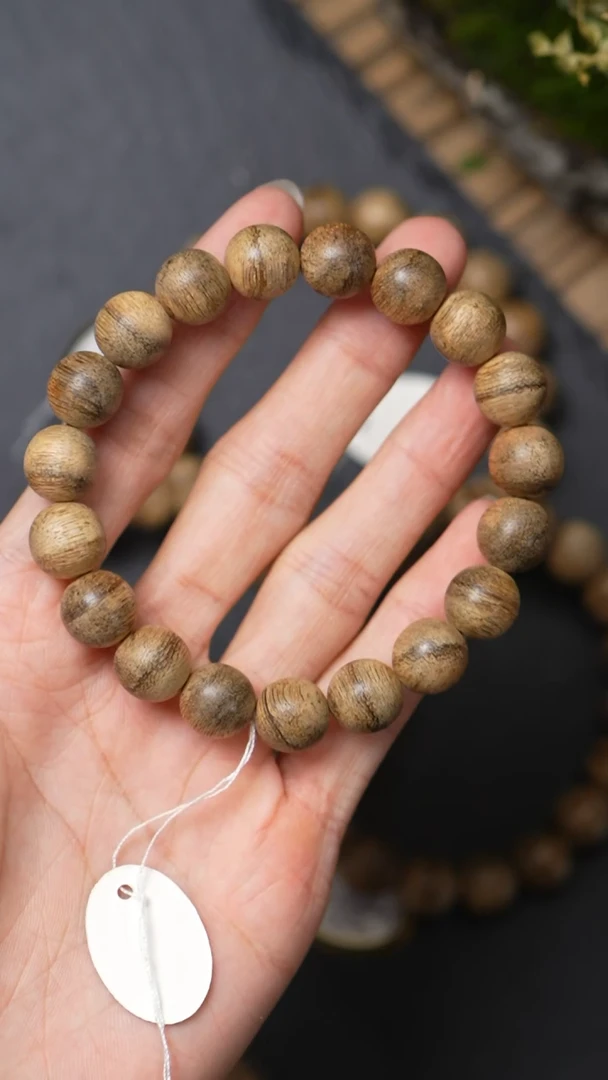 沉香手串L1108-11越南芽庄小奇楠11.7/9g