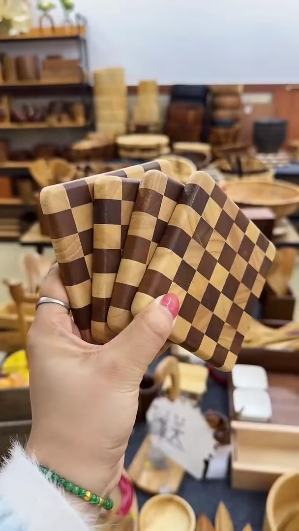 闪购木制品 棋盘格杯垫4个