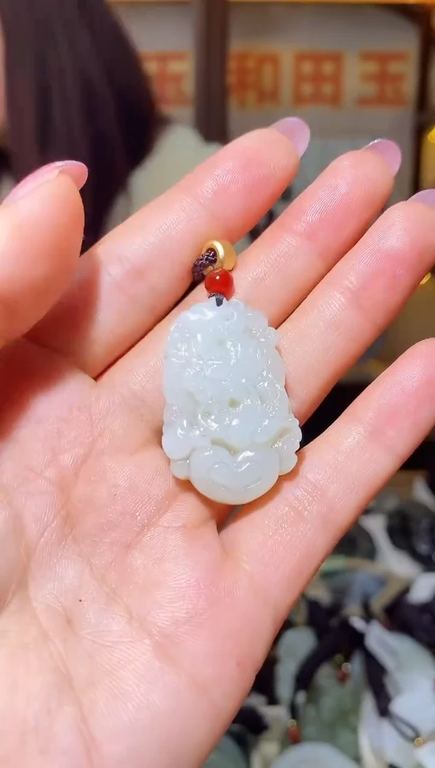 未镶嵌和田玉挂件1