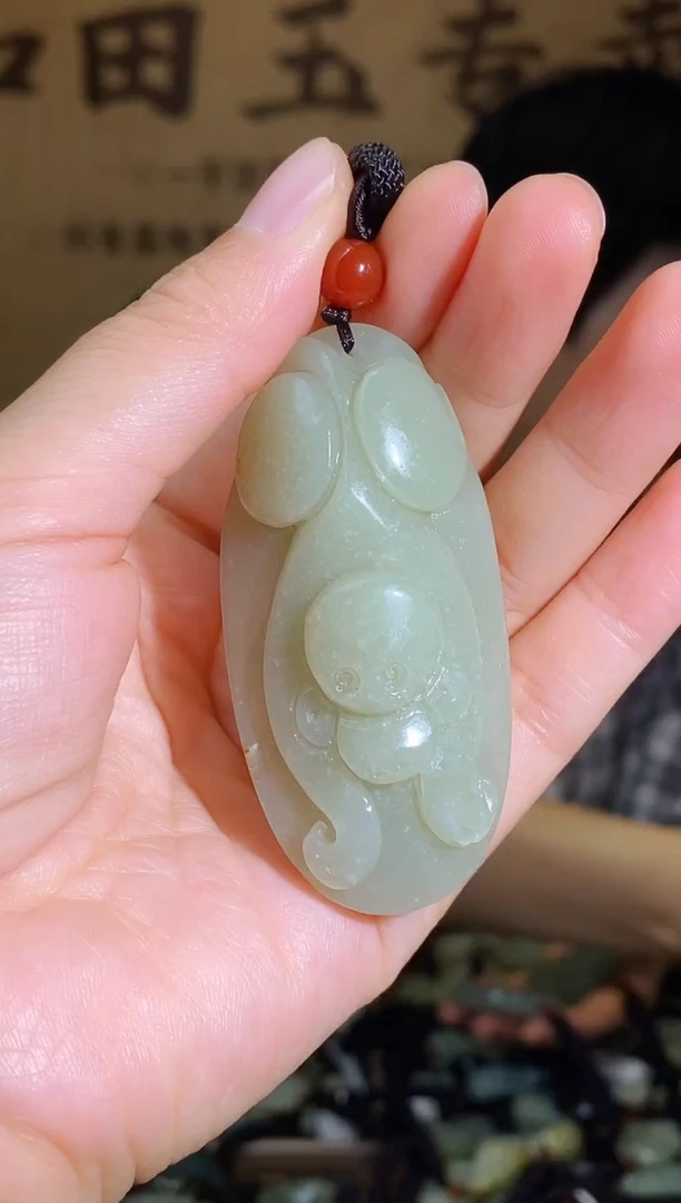 颈饰未镶嵌和田玉1