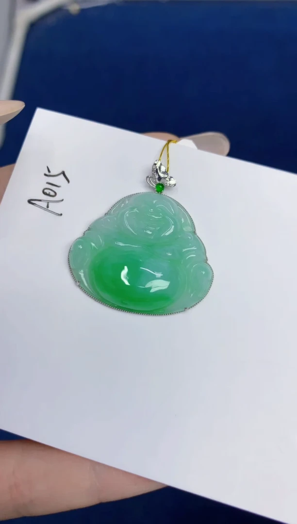 翡翠18K金镶嵌颈饰天然缅甸翡翠A货