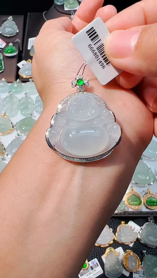吊坠(不含链)18K金镶嵌翡翠佛公吊坠1496