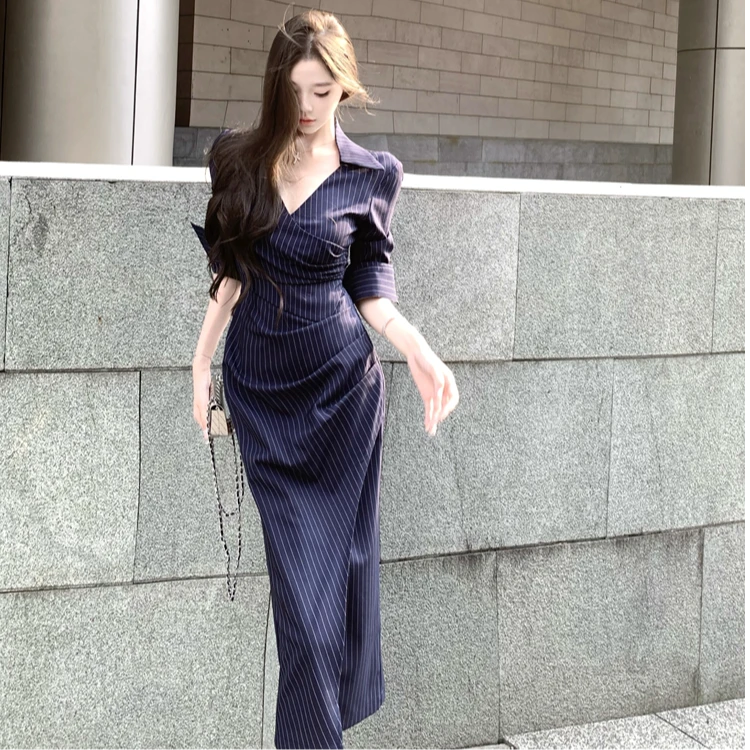 新款法式气质御姐条纹长袖连衣裙女初秋装收腰衬衫长裙3133