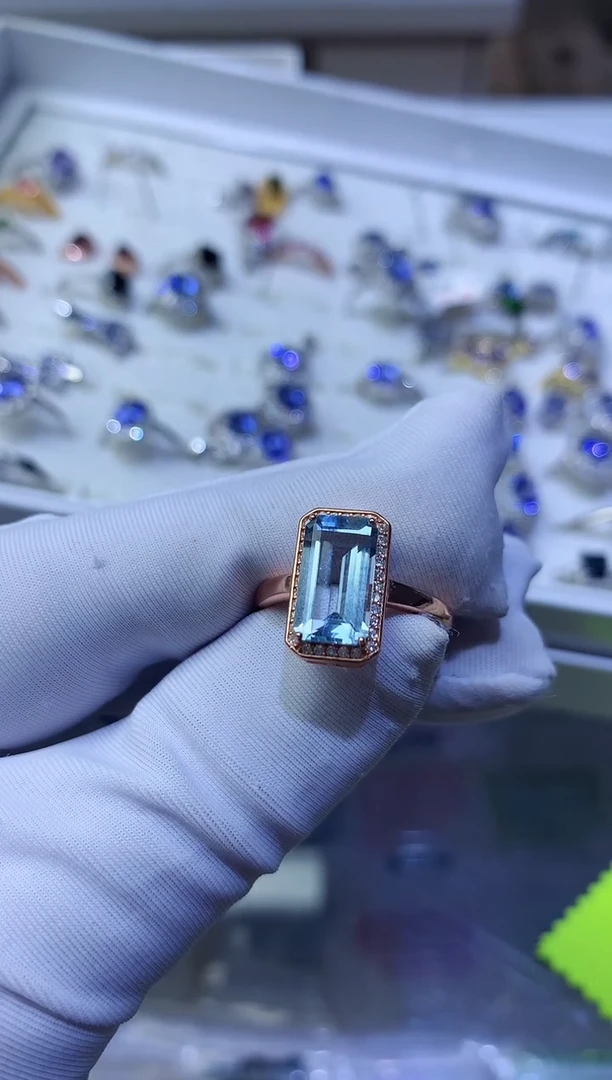 【闪购商品】海蓝宝石戒指银S925镶嵌........