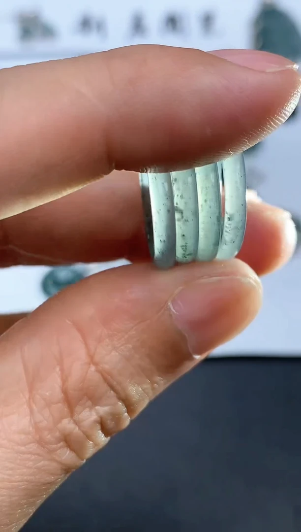 翡翠未镶嵌吊坠(不含链)天然A货翡翠9号圈口