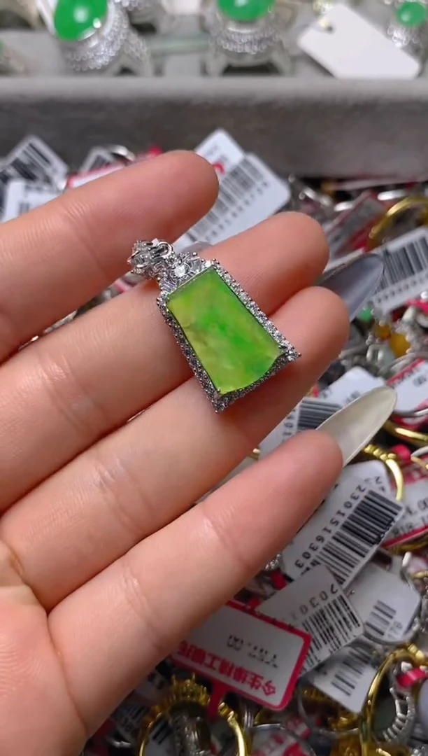 银S925镶嵌戒指翡翠白内无证书