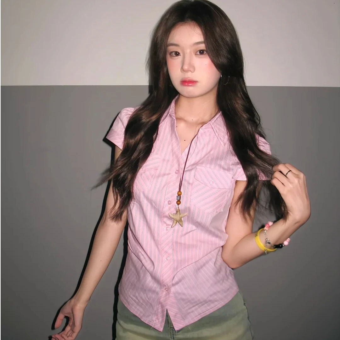 miu系正肩短袖衬衫女夏季穿搭粉色条纹衬衣外套修身显瘦短款上衣