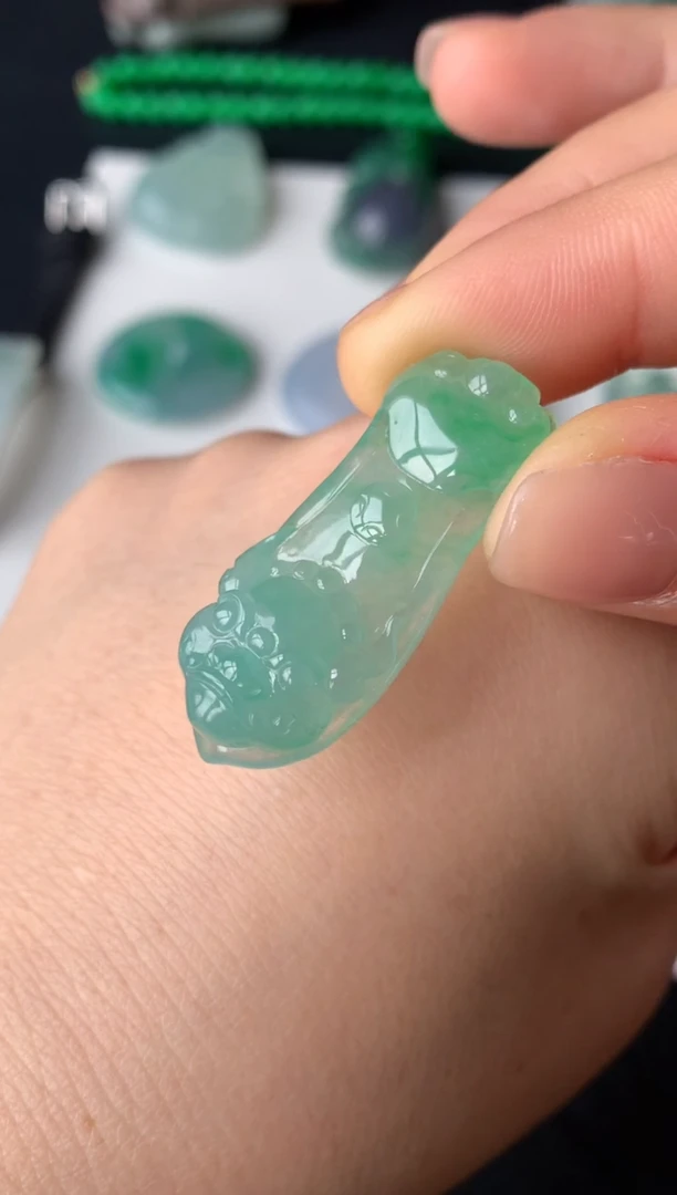 【闪购商品】定制翡翠未镶嵌0330165357