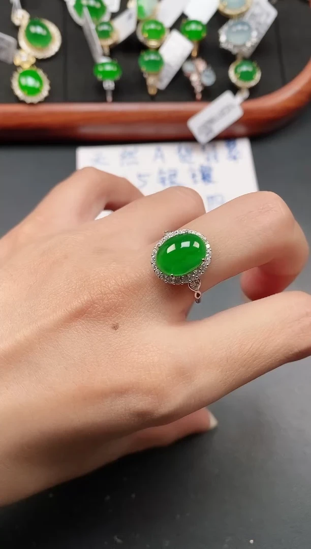 银S925镶嵌戒指翡翠1111