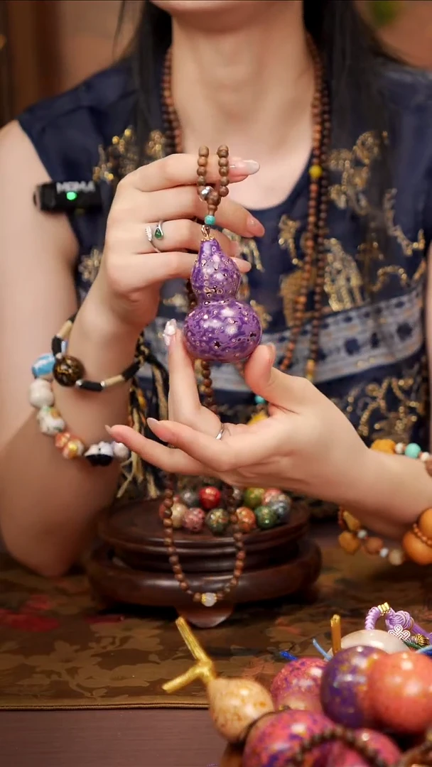 33易林大漆脖挂小葫芦---148