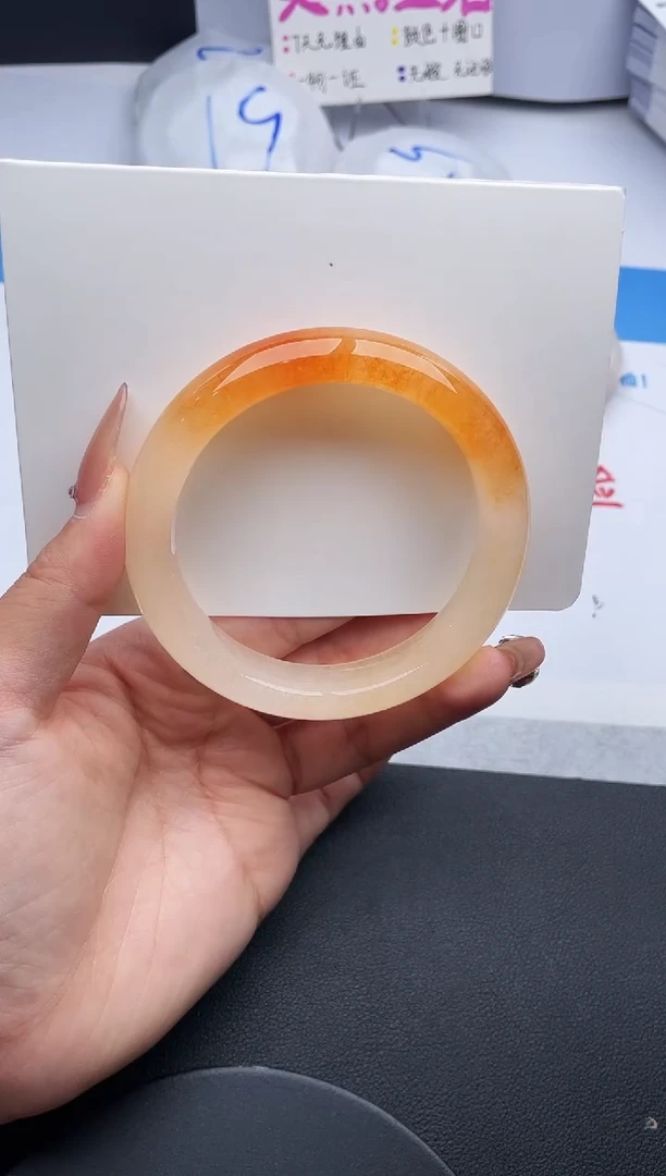 未镶嵌手镯石英质玉w107-HHB60+