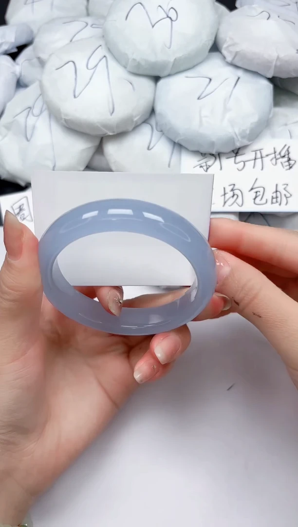 未镶嵌手镯石英质玉A303/62