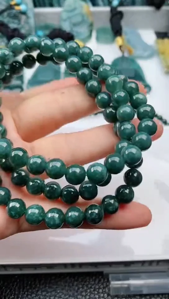 【闪购商品】翡翠颈饰未镶嵌