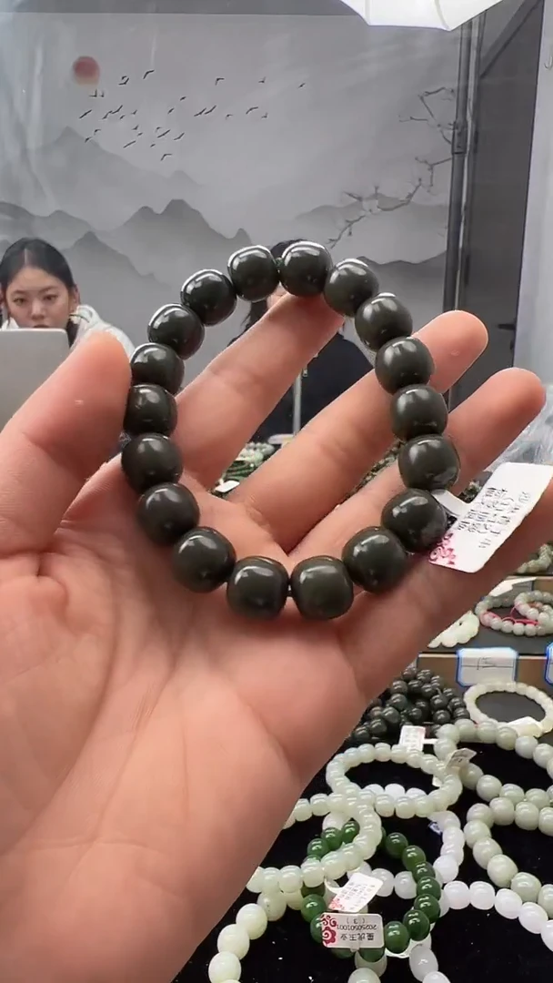 未镶嵌手链和田玉12