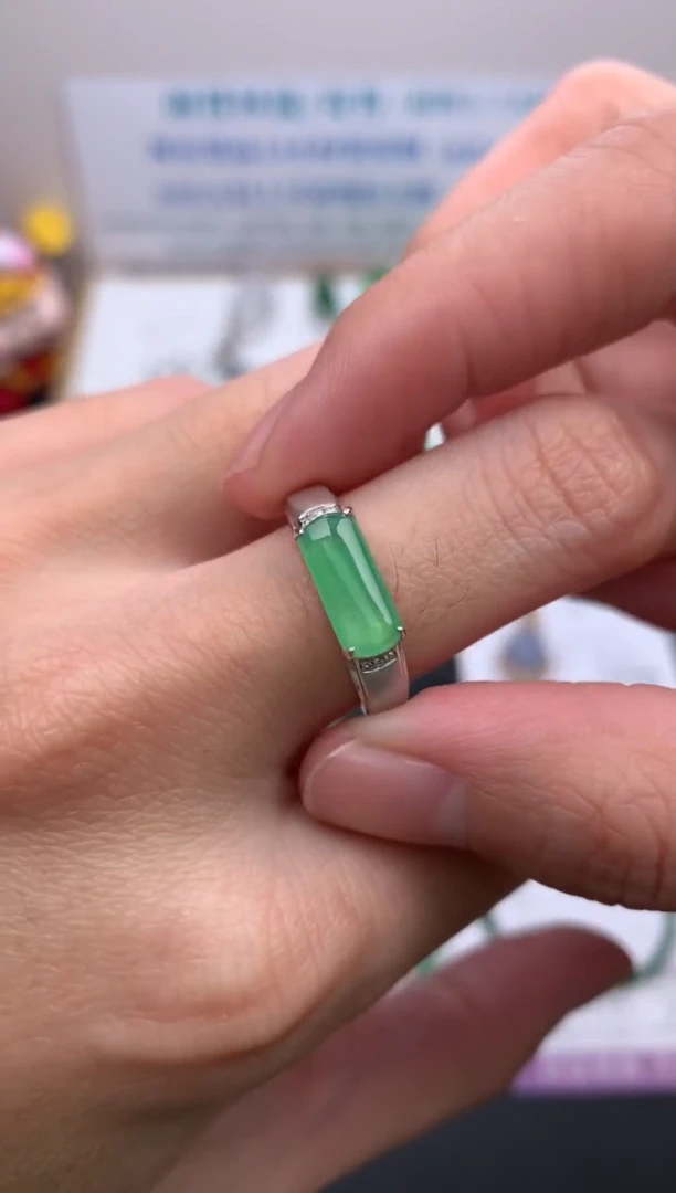 【闪购商品】定制翡翠18K金镶嵌模式推广期24小时鉴赏期