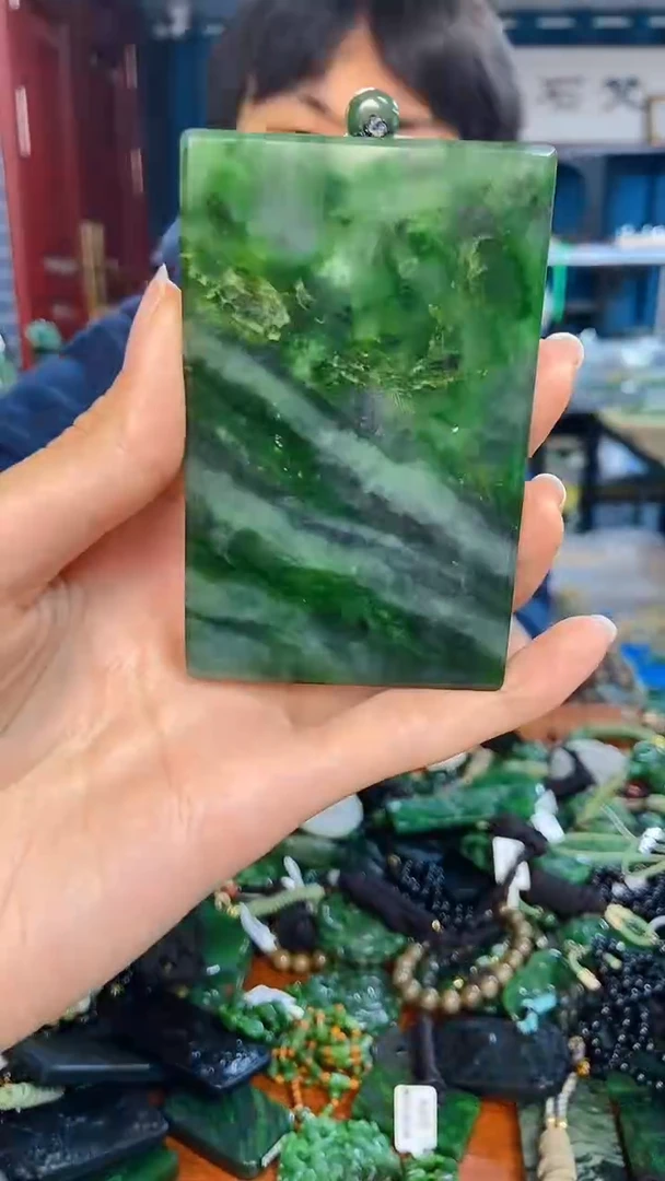 未镶嵌和田玉挂件1