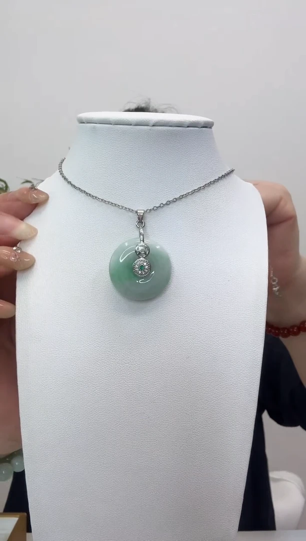 翡翠未镶嵌颈饰平安扣赠合金链-小瑕