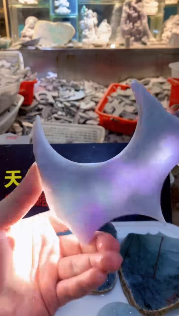 裸石翡翠0朗0翡翠珠宝52