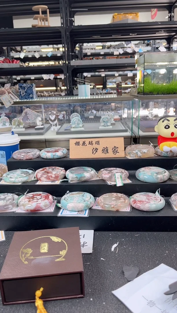 未镶嵌手镯石英质玉六*六圈口（赠品镯心）