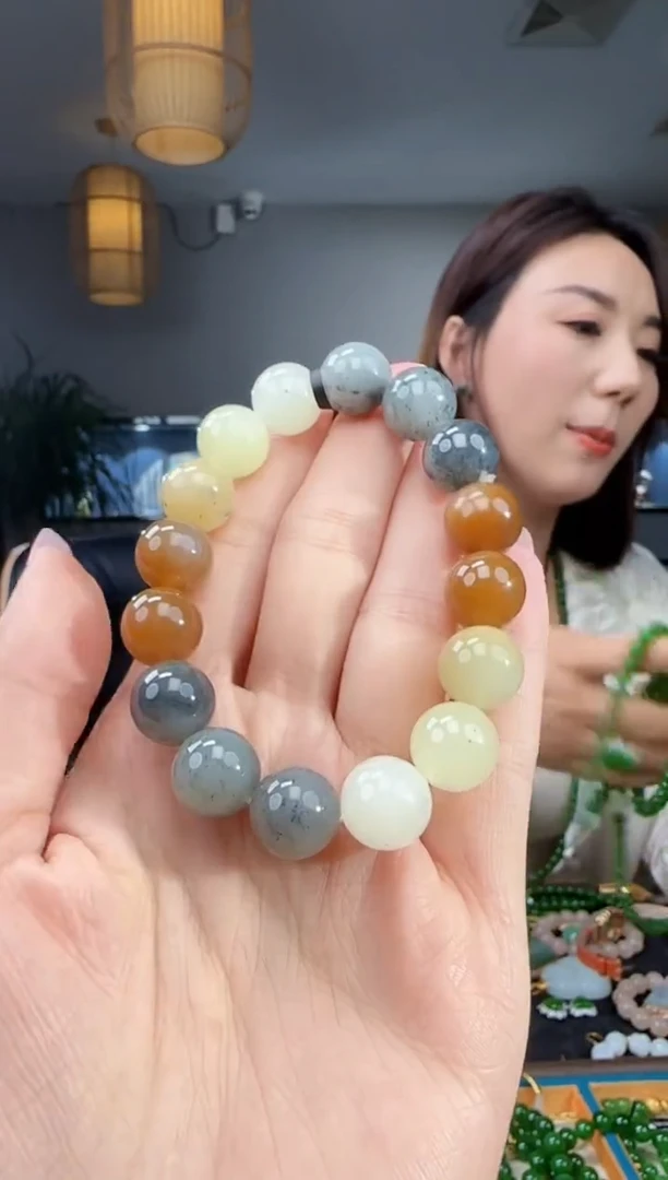 未镶嵌手链和田玉卡12