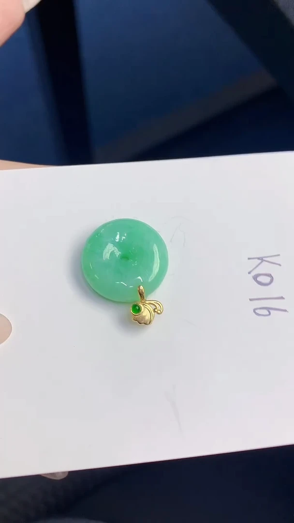 颈饰未镶嵌翡翠缅甸天然翡翠A货