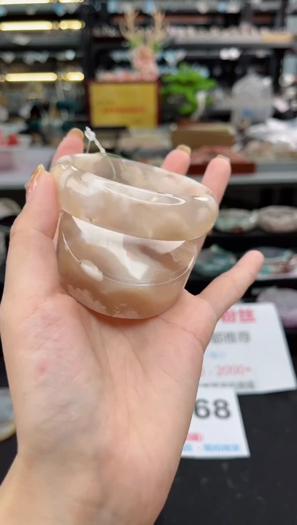 【闪购商品】石英质玉手镯未镶嵌59圈口（赠品镯心）1570285