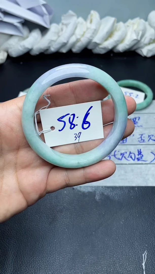 未镶嵌手镯翡翠39