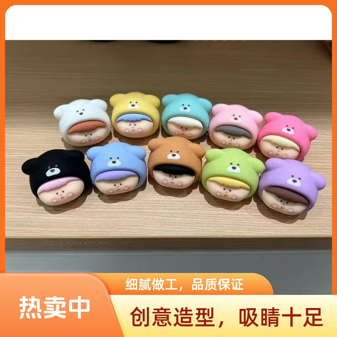 新款潮玩萌粒对对碰摆件流沙夜光创意少女爆闪树脂流沙玩具挂件