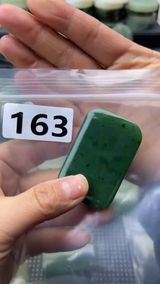 未镶嵌和田玉珠宝半成品牌子