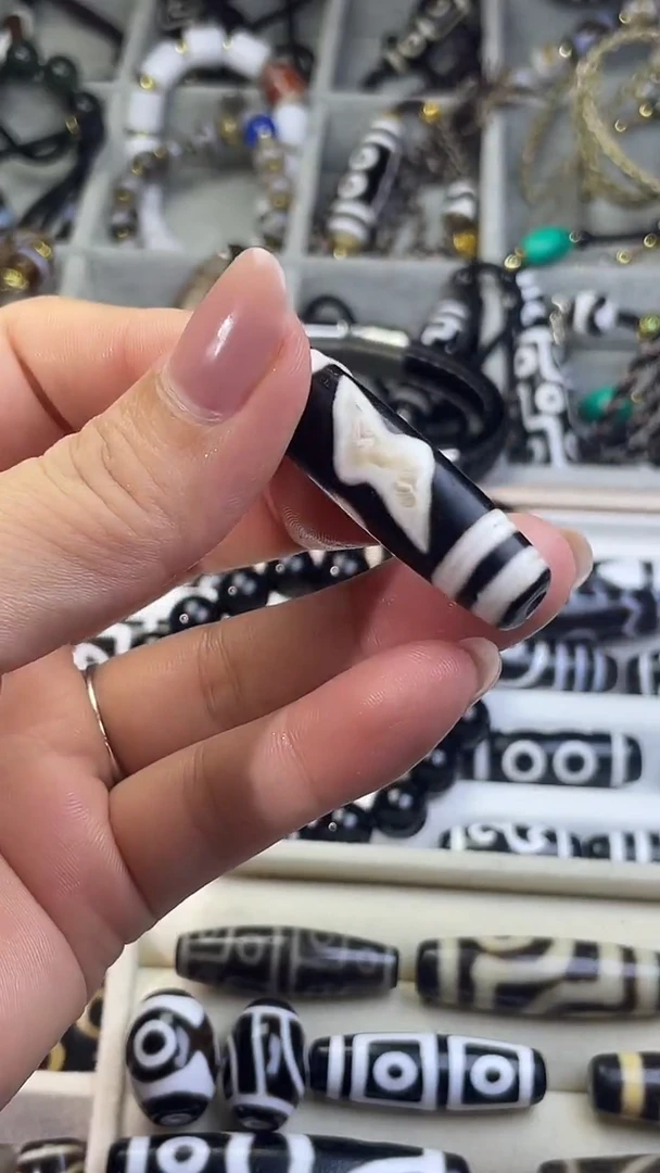 未镶嵌颈饰玛瑙/玉髓1