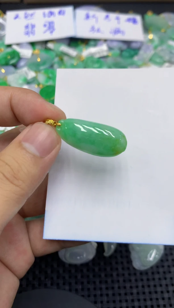 颈饰未镶嵌翡翠天然缅甸翡翠A货