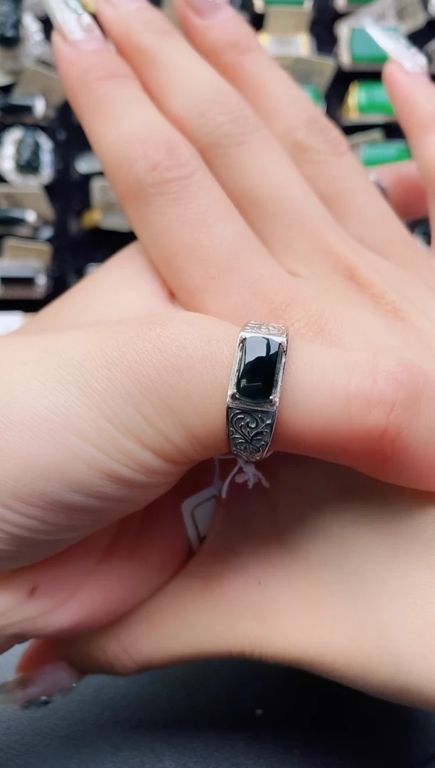 翡翠戒指银S925镶嵌12121