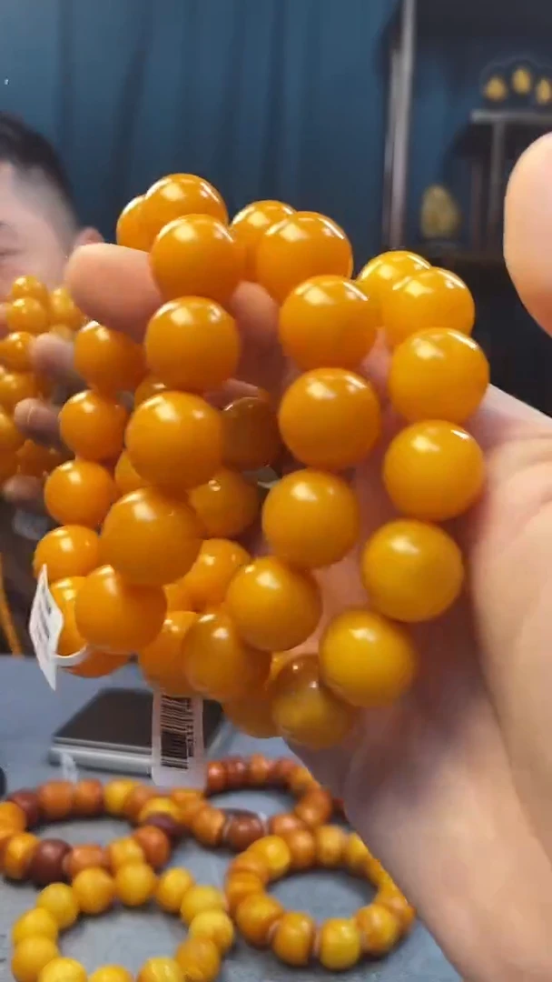 手串琥珀未镶嵌蜜蜡圆珠手串（多样性发其一）