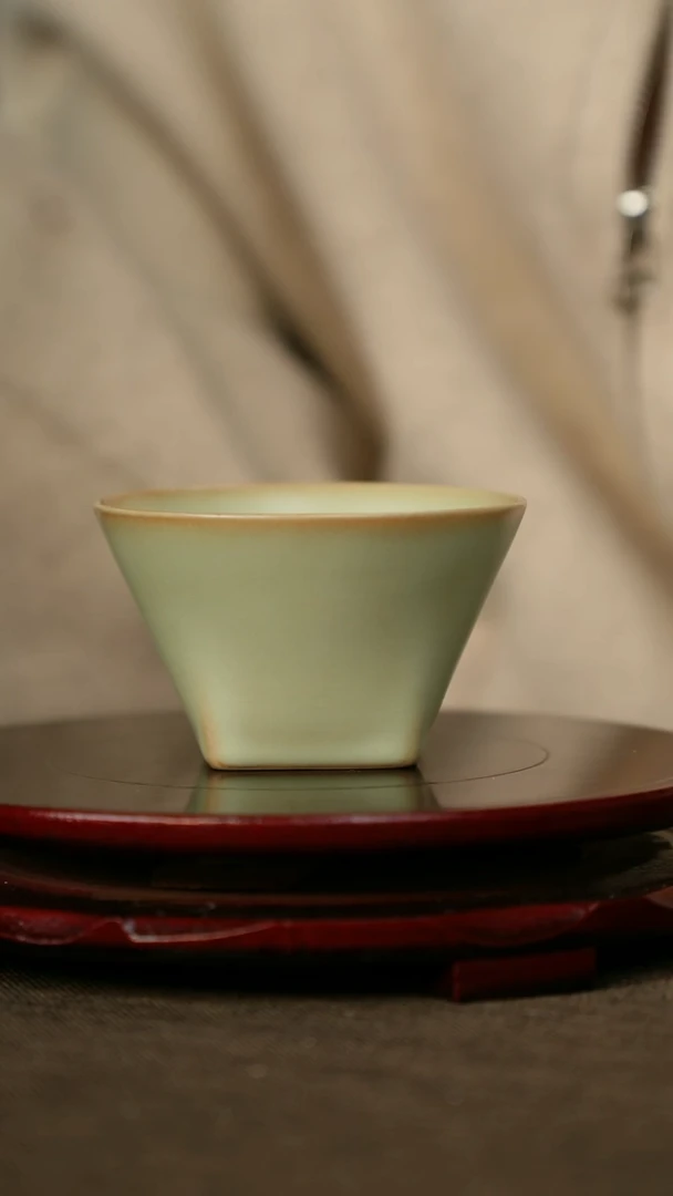 全品 粉青 天圆地方 带底款