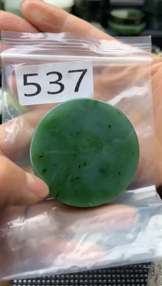 未镶嵌和田玉珠宝半成品镯芯