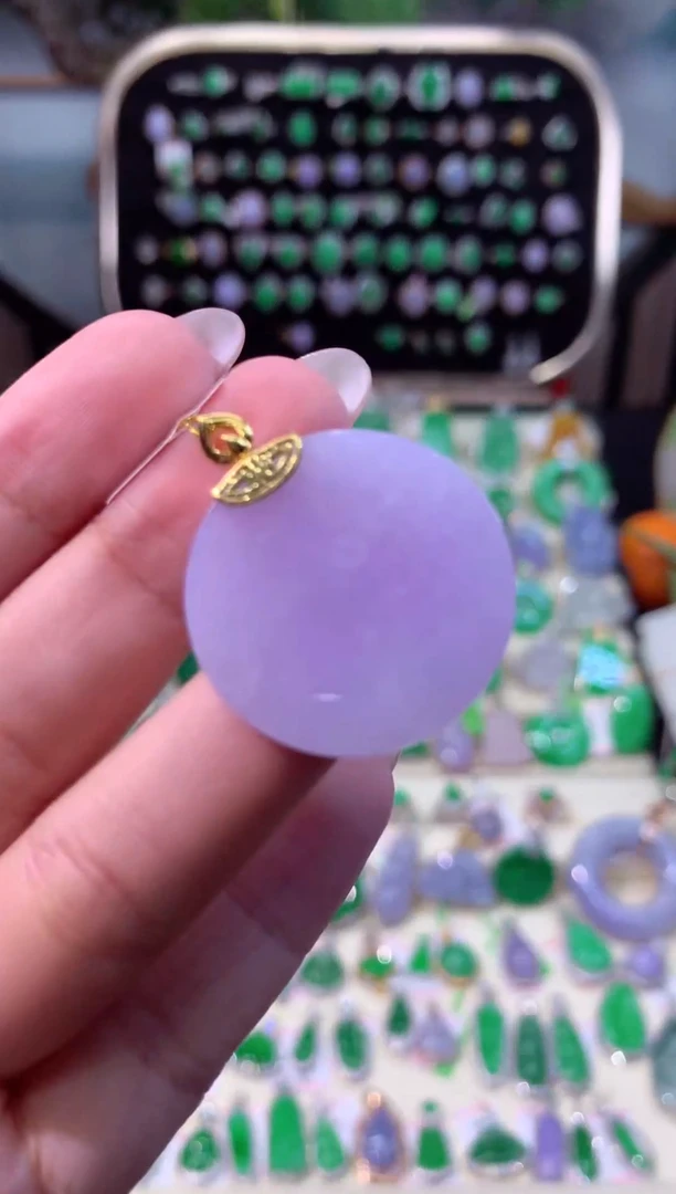 【闪购商品】翡翠颈饰18K金镶嵌缅甸天然A货翡翠