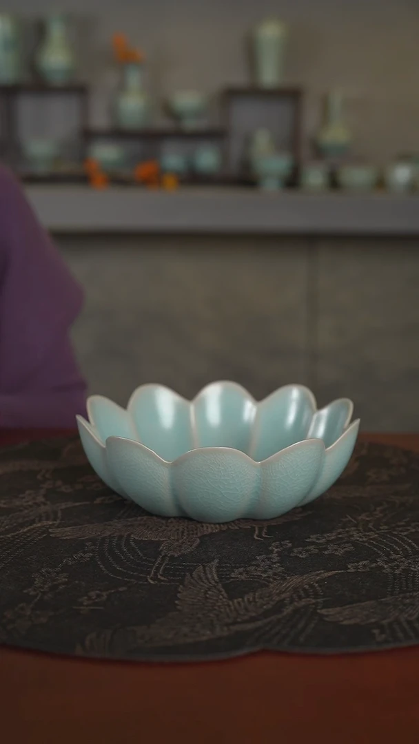【闪购商品】杯汝窑天青色莲瓣盘