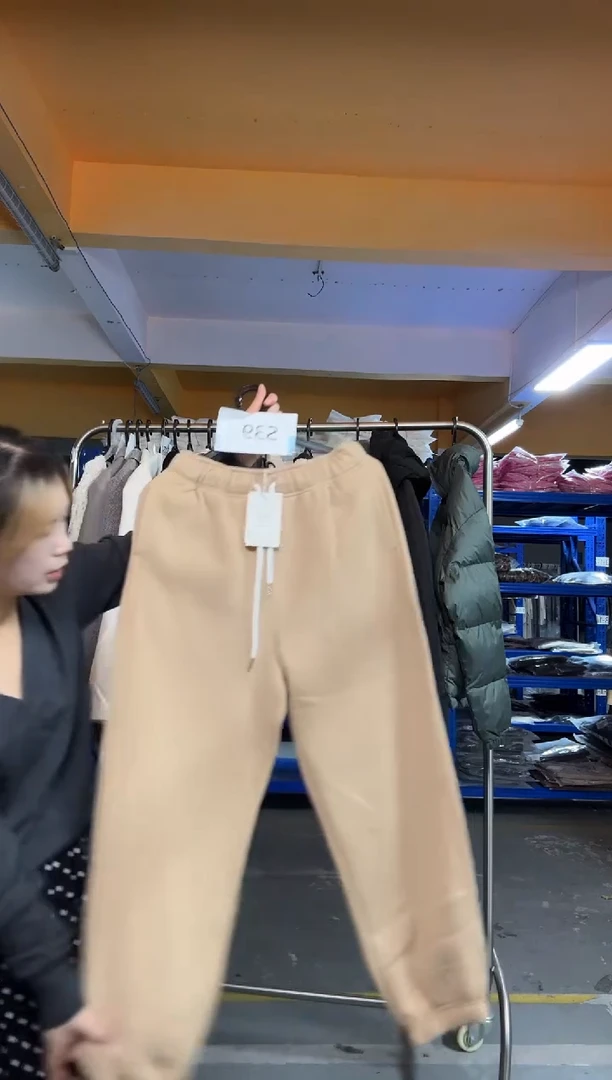 S49卡其色加绒卫裤