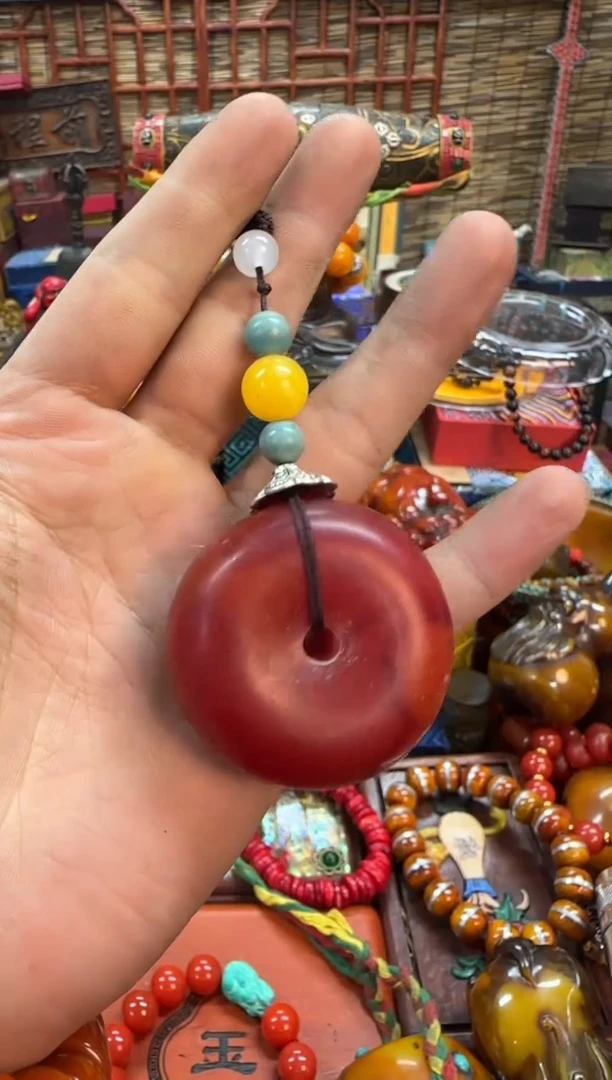 【闪购商品】琥珀裸石未镶嵌推荐好物如图所示