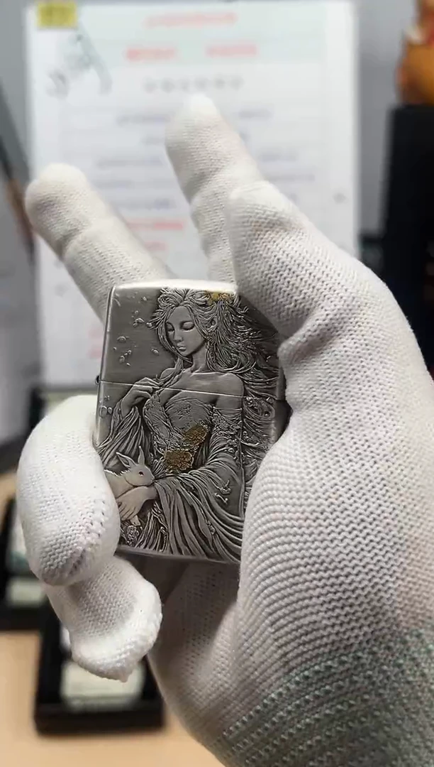 铜娇娥玉免-盔甲熏银鎏金