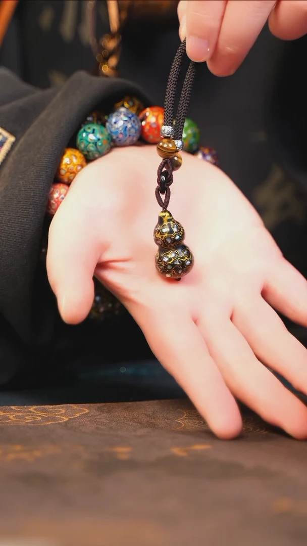 【闪购商品】黑金大漆紫光檀螺钿小脖挂