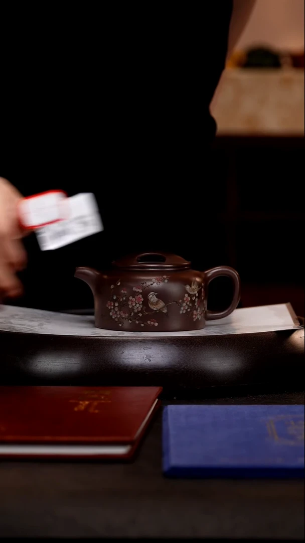 茶壶紫砂GHR21牛盖莲子顾氏紫泥