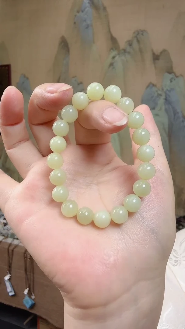 和田玉未镶嵌颈饰手串