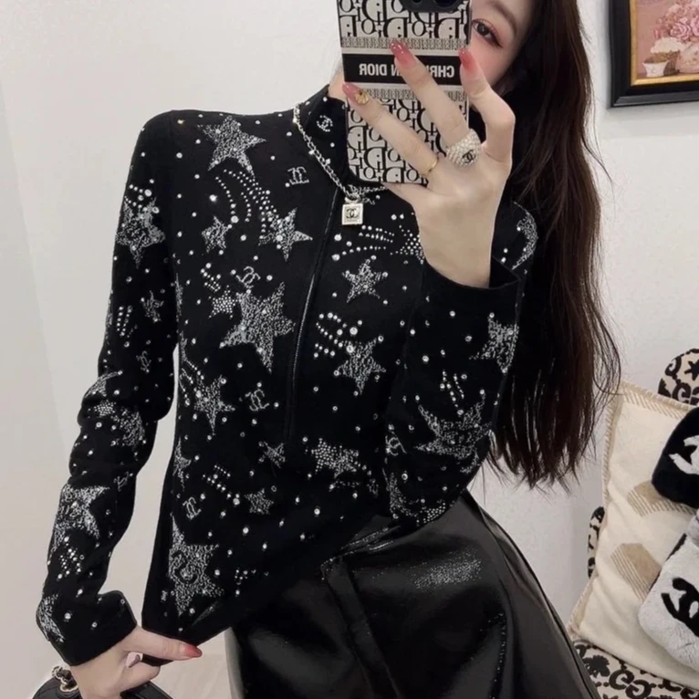 99新 Chanel/香奈儿 36码23N滑雪系列黑色烫钻流星拉链针织上衣