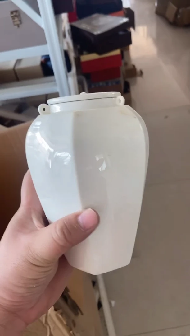 无运费险有瑕疵的摄影的产品有使用过的痕迹有点脏介意勿拍