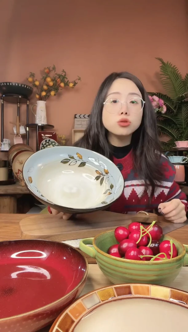 陶瓷10英寸手绘草帽碗 微瑕疵