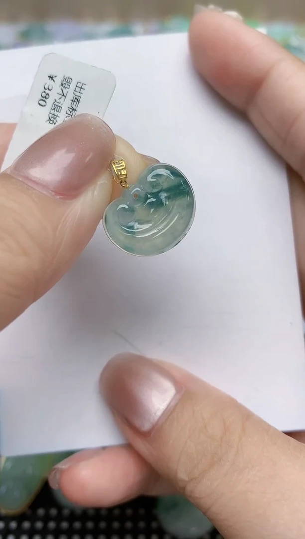 翡翠18K金镶嵌颈饰天然缅甸A货翡翠