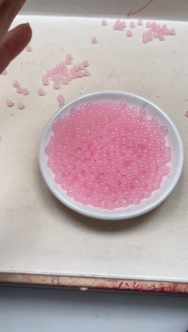 玛瑙/玉髓散珠未镶嵌B143 冰粉4mm 50颗3.8元