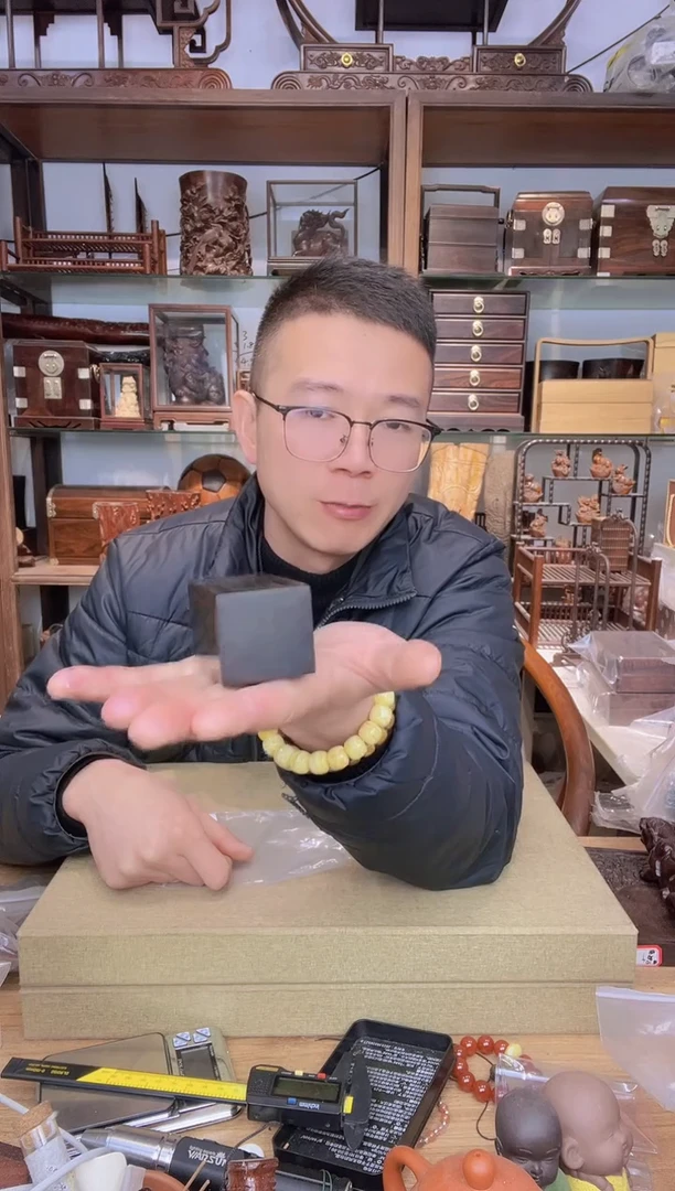 【闪购商品】乌木类书架713紫光檀印章盒